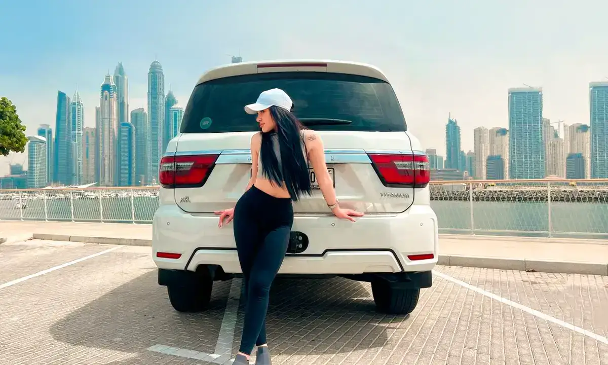 Die Kosten für die Anmietung eines Autos in Dubai