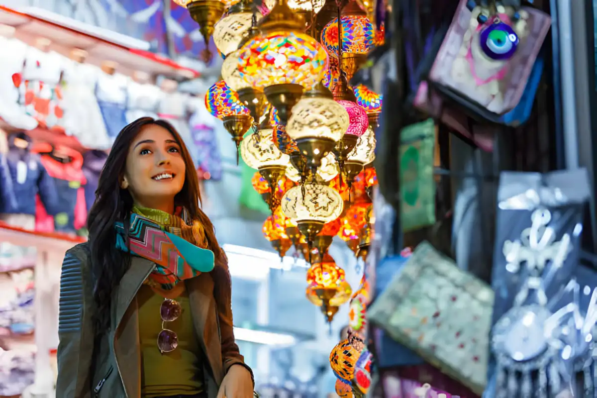 Der Souk Murshid im Herzen von Dubai ist einer der ältesten und lebhaftesten Märkte dieser Stadt.