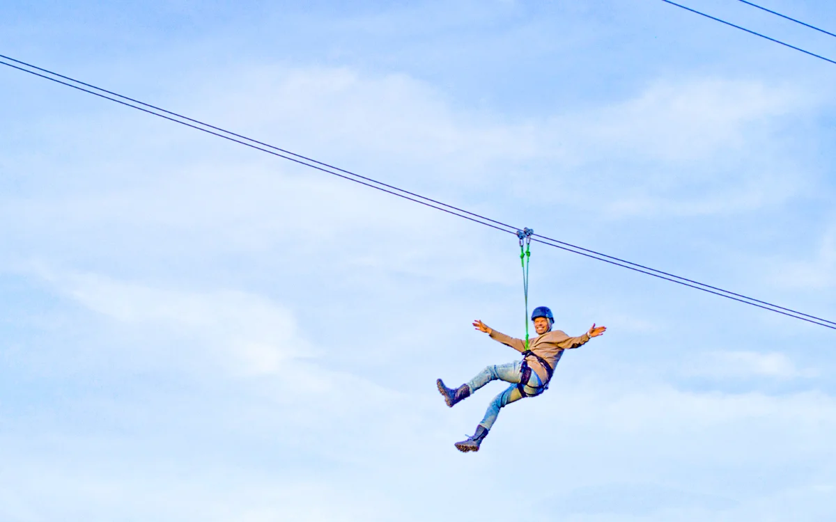 Ein Bild von der Zipline in Dubai
