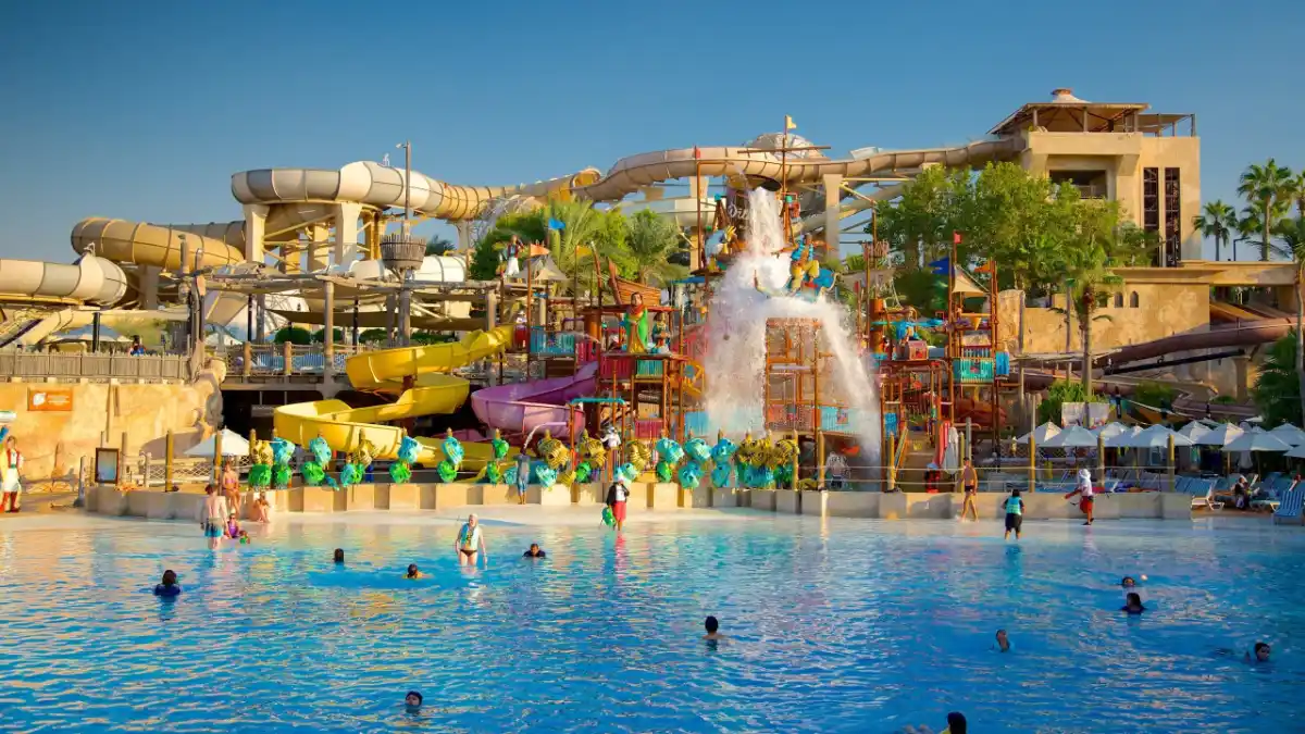 Freizeitmöglichkeiten für Kinder im Wild Wadi