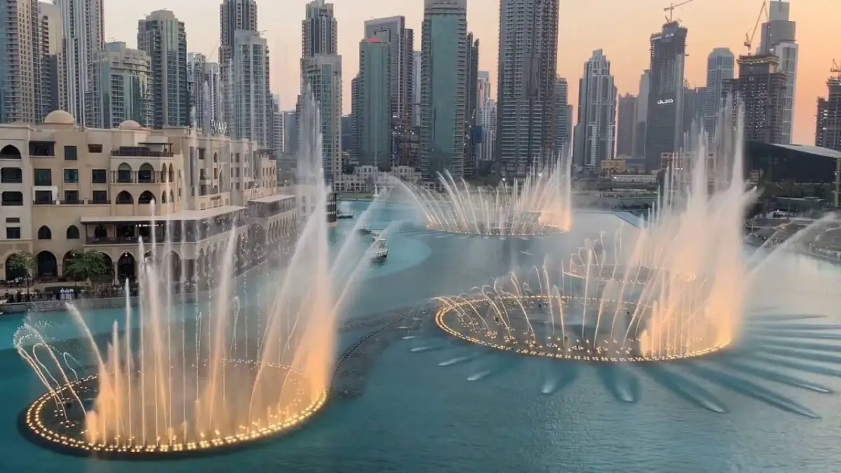 Exact Location of Dubai Mall Fountain